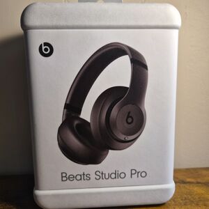 NWT Beats Studio Pro Wireless Noise Cancelling Headphones - Deep Brown